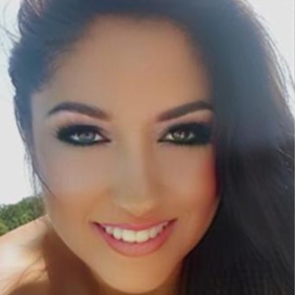 Meet your Posher, Rosemary - Picture 1 of 1